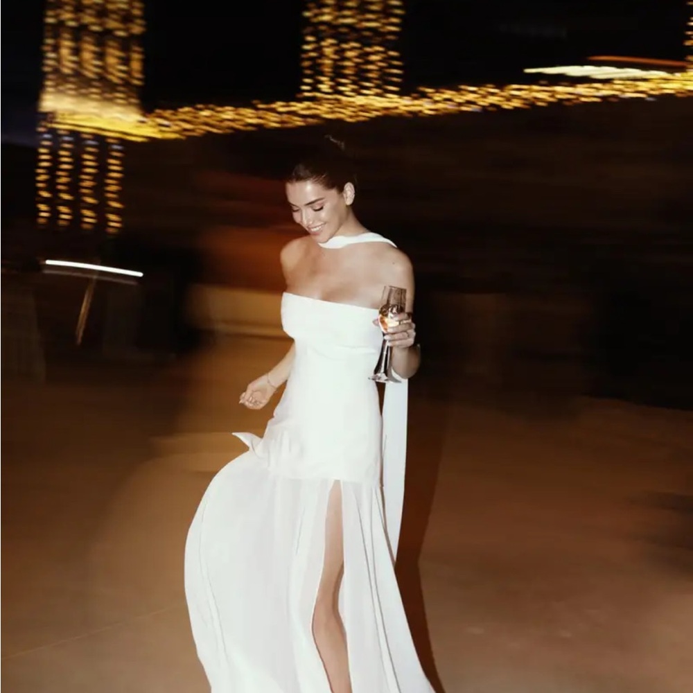 MATTER STORE: Elegant White One-Shoulder Maxi Dress with Thigh Slit